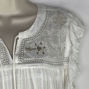 Nicole Miller Artelier Bohemian Style Metallic Thread Embroidered Top
